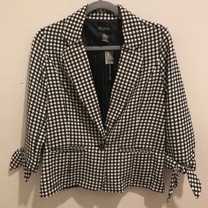 Soho Apparel Blazer